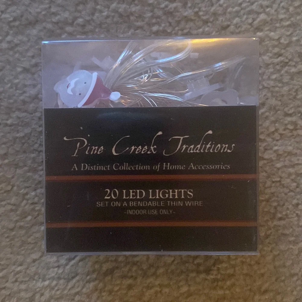 Pine Creek Tradittions Santa Lights